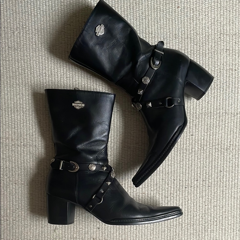 Harley-Davidson Black Heeled Boots with Silver Hardware